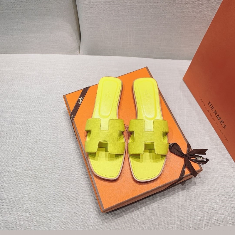 H**mes slippers